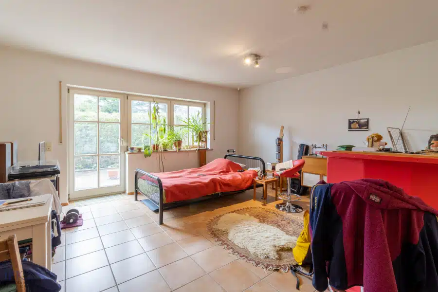 EG Wohnzimmer - Reihenmittelhaus mit 2 separaten Wohneinheiten in bevorzugter Wohnlage zur Anlage