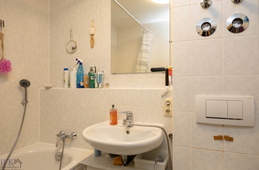 2-Zimmer-Erdgeschosswohnung mit Garten in zentraler Wohnlage in Weilheim - Bad (41780)
