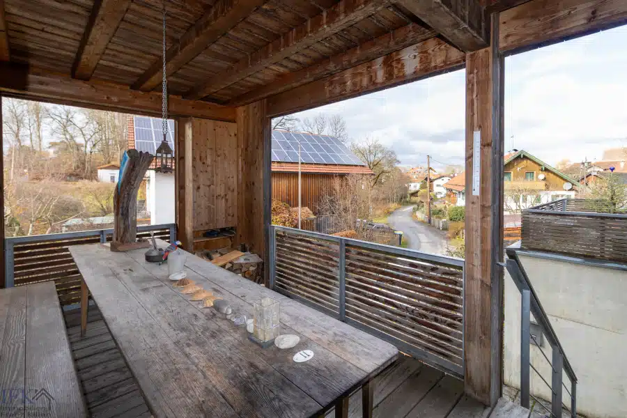 OG überdachte Terrasse - Ökologisches Wohnen und Arbeiten unter einem Dach! Juwel in Uffing am Staffelsee!