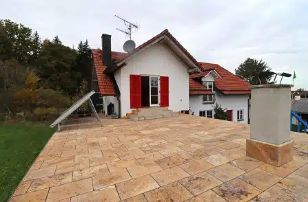 Natur Pur! Großzügige Maisonettwohnung mit Dachterrasse und tollem Ausblick ins Grüne, 82362 Weilheim, Maisonettewohnung