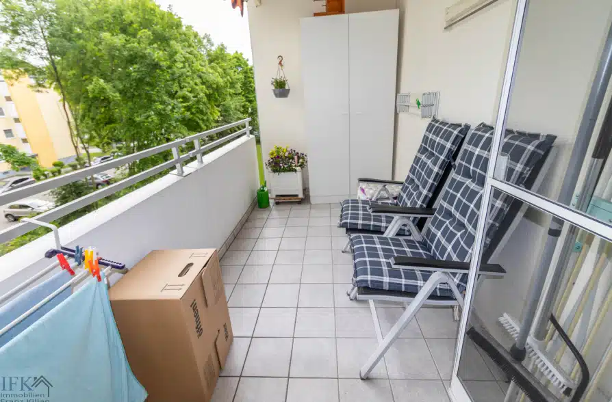 Sonnige 3-Zimmer-Wohnung mit Südbalkon in Weilheim - Balkon (38751)
