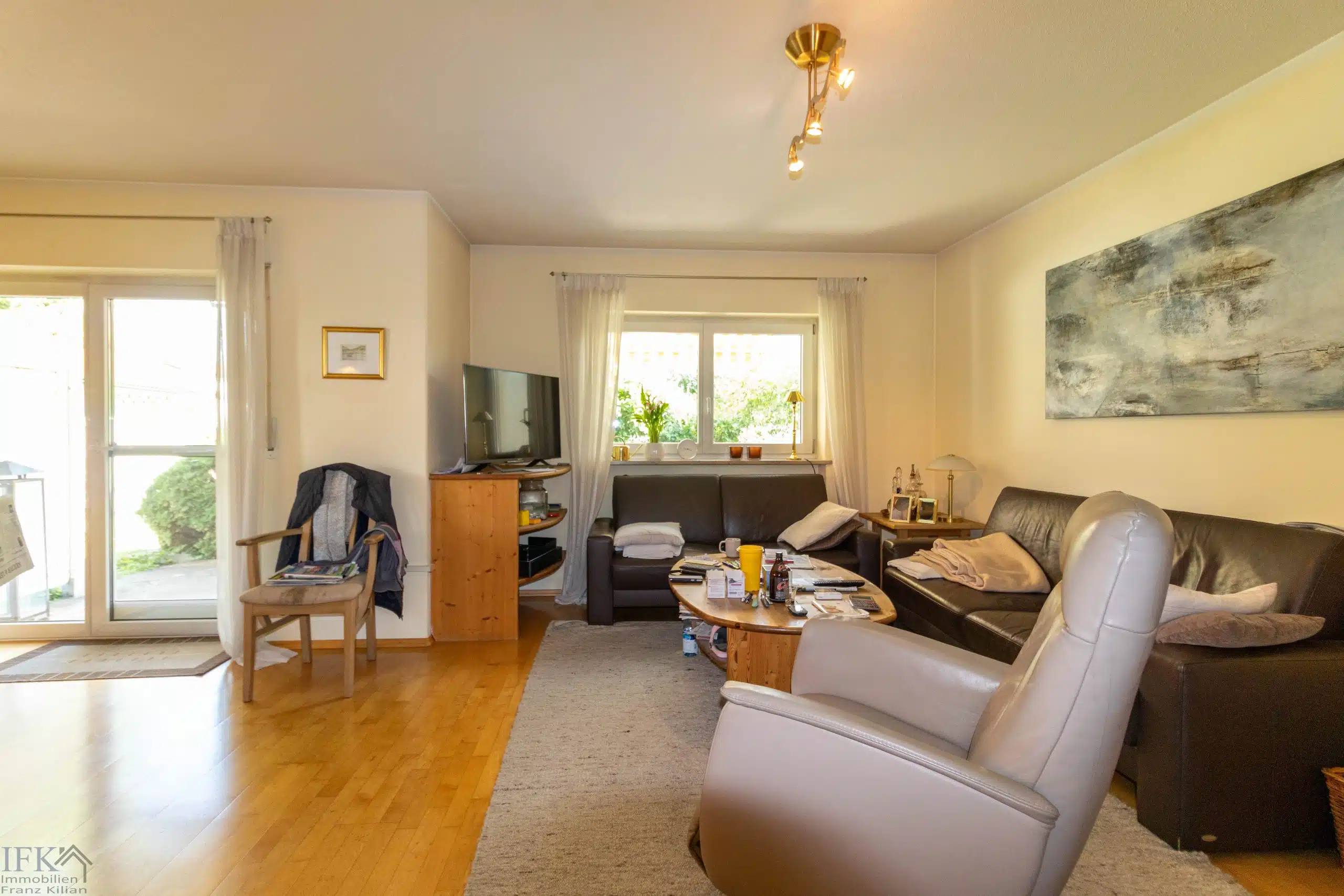 Wohnbereich - Große Doppelhaushälfte mit 5 Schlafzimmern in Weilheim
