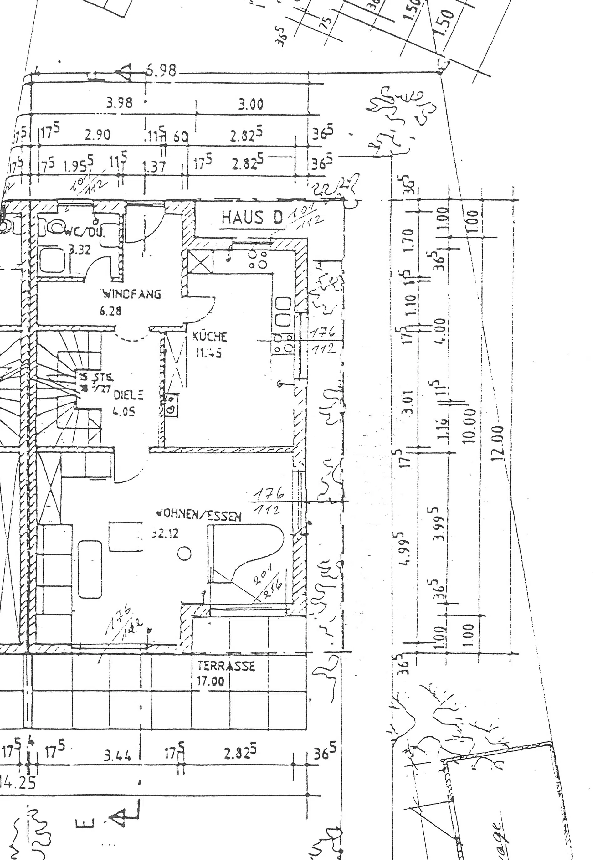 Grundriss EG - Große Doppelhaushälfte mit 5 Schlafzimmern in Weilheim