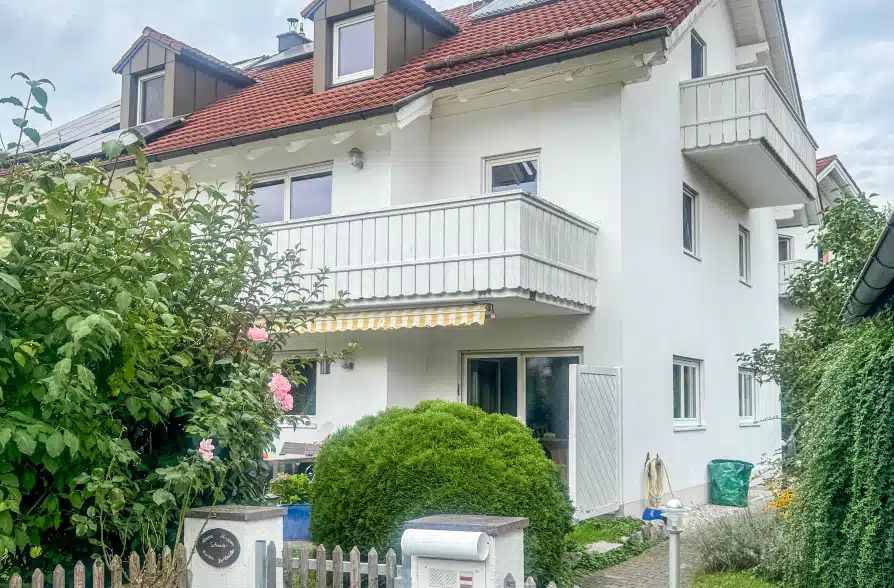 Große Doppelhaushälfte mit 5 Schlafzimmern in Weilheim, 82362 Weilheim in Oberbayern, Doppelhaushälfte