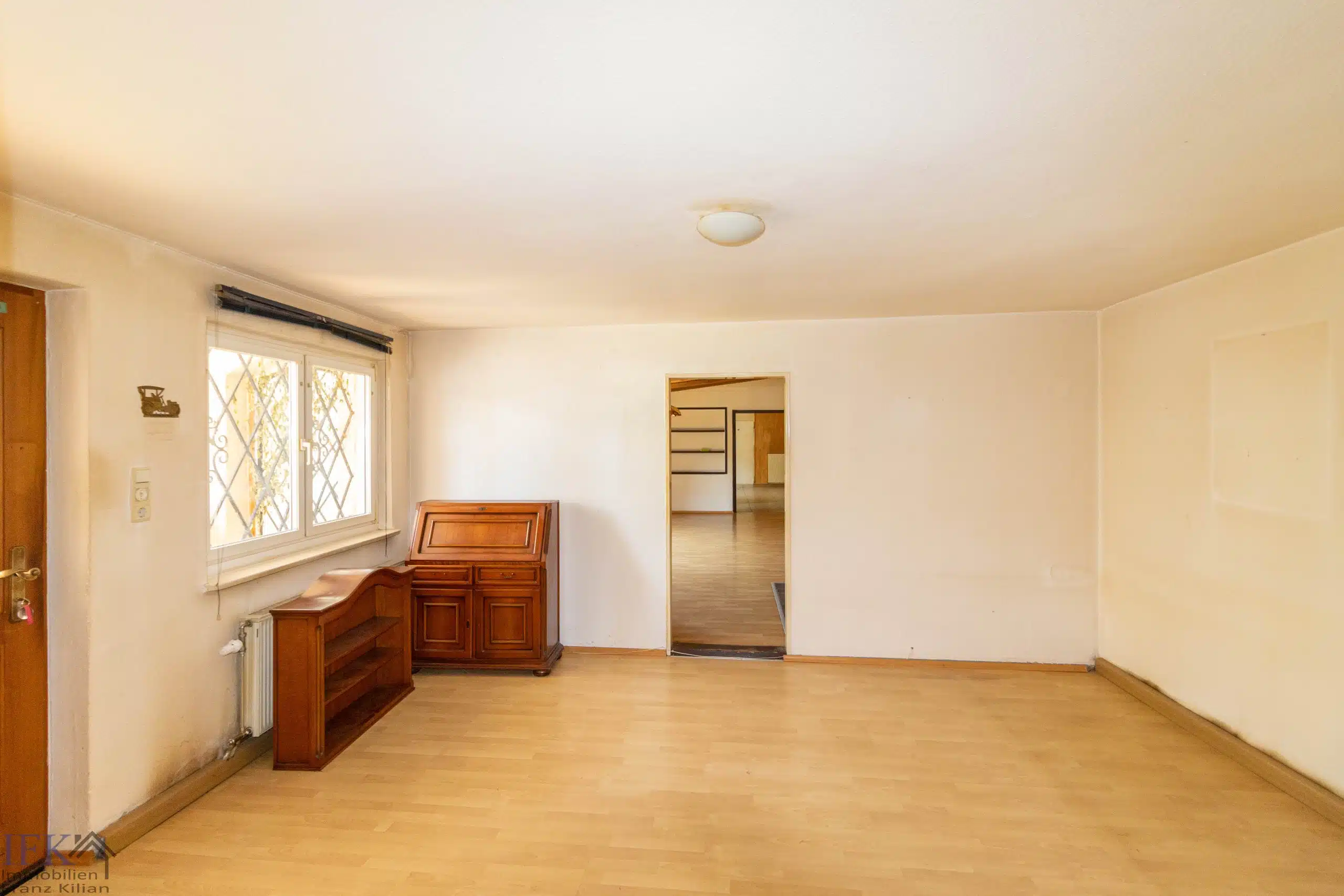 Eingang Anbau - Ein Stadthaus mit vielen Möglichkeiten von Weilheim!