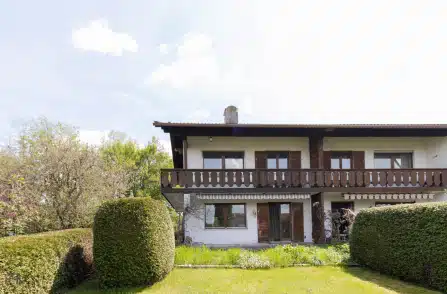 Sonniges Reiheneckhaus mit großzügigem Garten in bevorzugter Wohnlage, 82362 Weilheim in Oberbayern, Reiheneckhaus