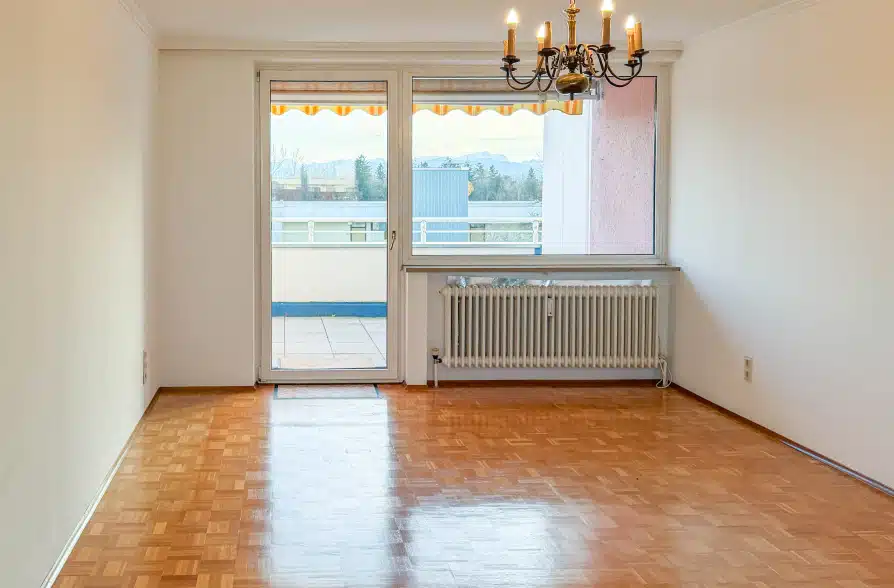 Sonnige Dachterrassenwohnung mit Blick Bergblick im Weilheimer Westen, 82362 Weilheim in Oberbayern, Dachgeschosswohnung