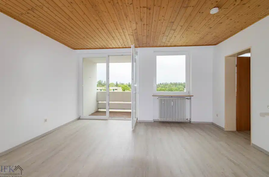 Sonnige 2-Zimmer-Dachgeschoßwohnung mit Panoramablick im Weilheimer Westen, 82362 Weilheim in Oberbayern, Dachgeschosswohnung
