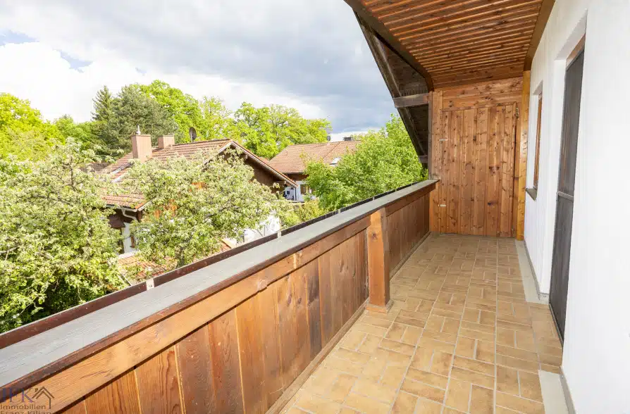 Sonnige 4-Zimmer-Wohnung in Zweifamilienhaus in Bernried am Starnberger See - Balkon 2 (42198)