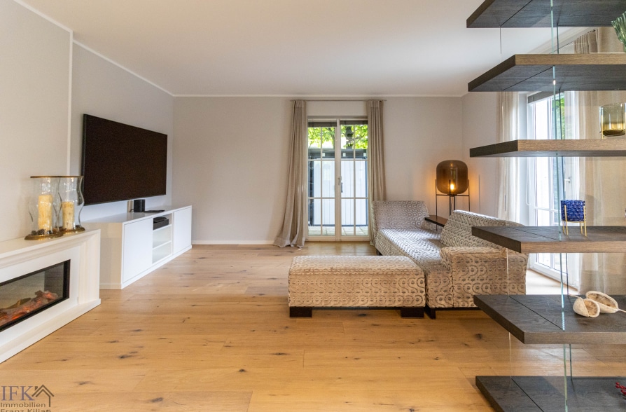 Provisionsfreier Verkauf! Elegante Luxusvilla mit Traumausstattung am Grünwalder Forst! - Wohnbereich (36440)