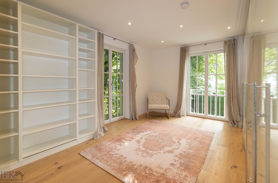 Provisionsfreier Verkauf! Elegante Luxusvilla mit Traumausstattung am Grünwalder Forst! - Zimmer 1 (36448)