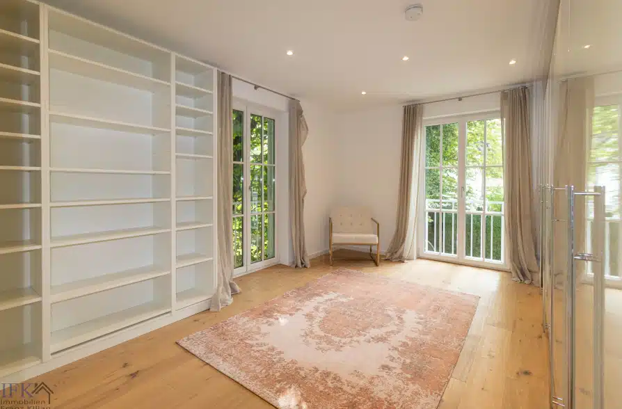 Provisionsfreier Verkauf! Elegante Luxusvilla mit Traumausstattung am Grünwalder Forst! - Zimmer 1 (36448)