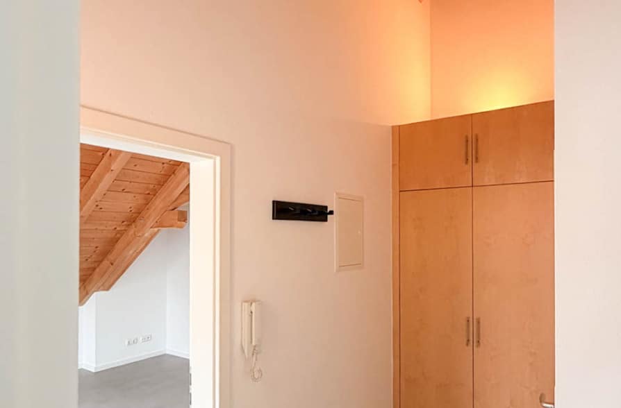 Gemütliche 2-Zimmer-Wohnung in zentraler Lage von Weilheim - Flur (42146)