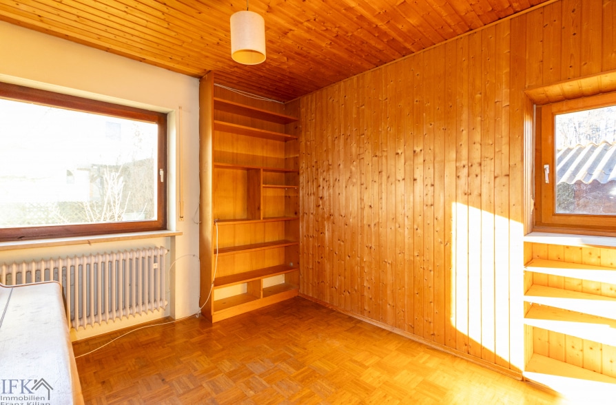 Renovierungsbedürftiger Bungalow mit Potenzial in Traubing - Zimmer 3 (35603)