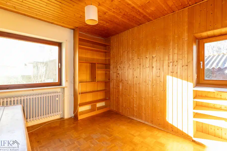 Zimmer 3 - Renovierungsbedürftiger Bungalow mit Potenzial in Traubing