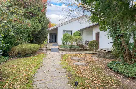 Vermieteter Bungalow mit Einliegerwohnung im Weilheimer Süden, 82362 Weilheim in Oberbayern, Bungalow