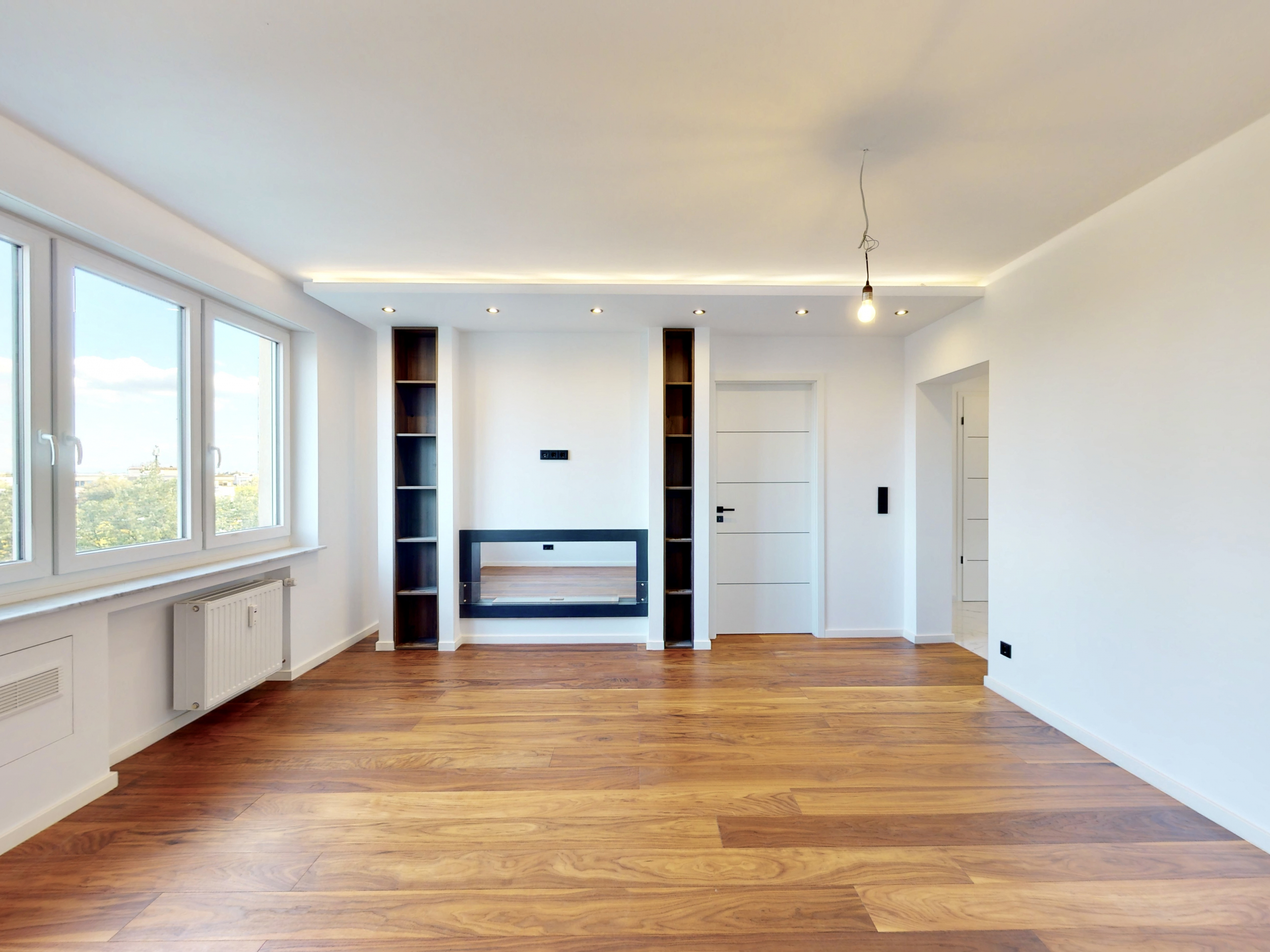 Luxus pur! Voll renovierte 2-Zimmer-Wohnung in Bogenhausen - Wohnbereich