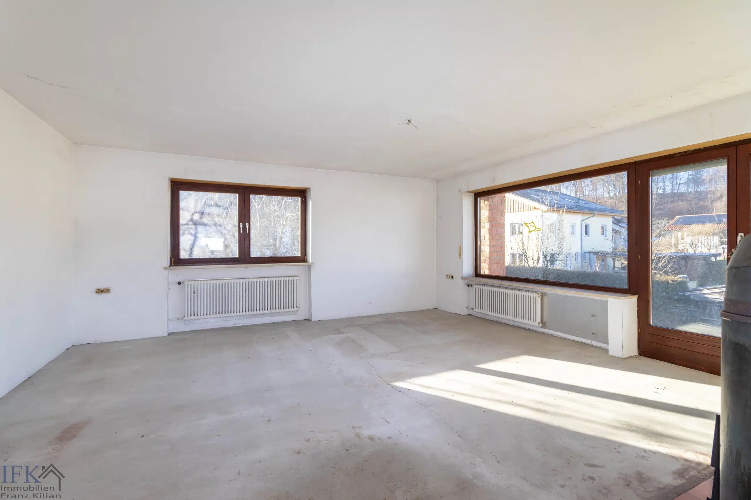 OG Schlafzimmer 1 - Freistehendes Einfamilienhaus zur individuellen Fertigstellung in Traubing