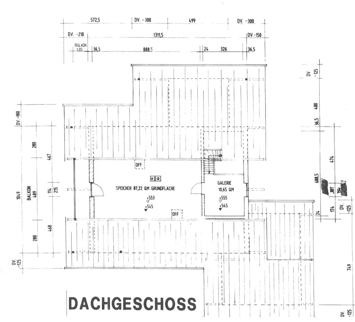 Grundriss DG - Gepflegtes XXL-Mehrgenerationenhaus in Bestlage von Polling!