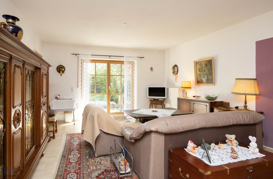 1-Zimmer-Erdgeschosswohnung mit Garten in zentraler Wohnlage in Weilheim - Wohnbereich (43679)