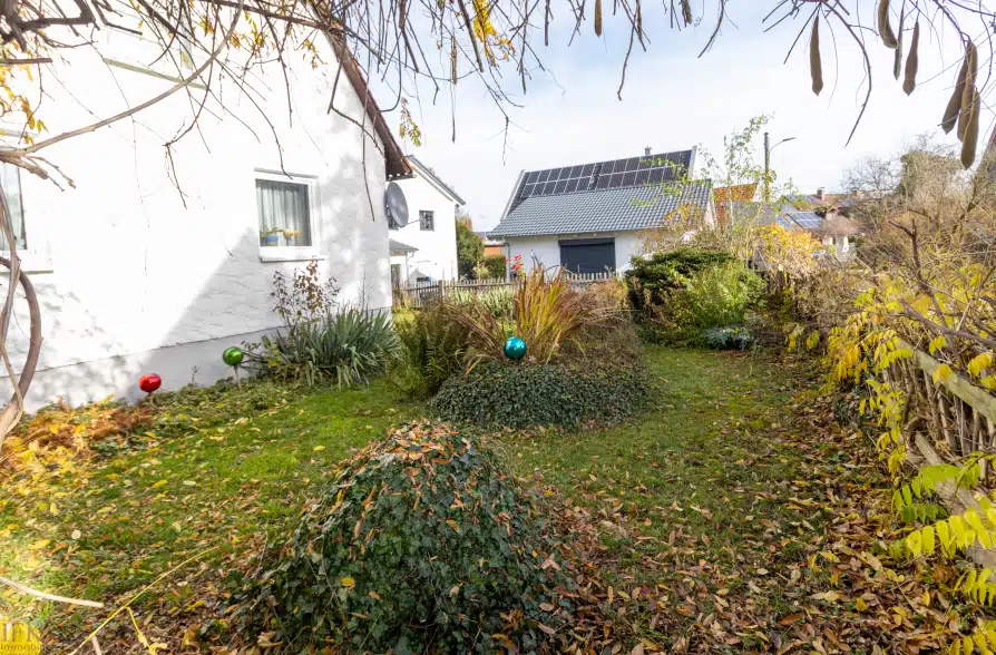 Charmantes Altbau Einfamilienhaus mit Erweitertungspotenzial in Raisting - Garten (43648)
