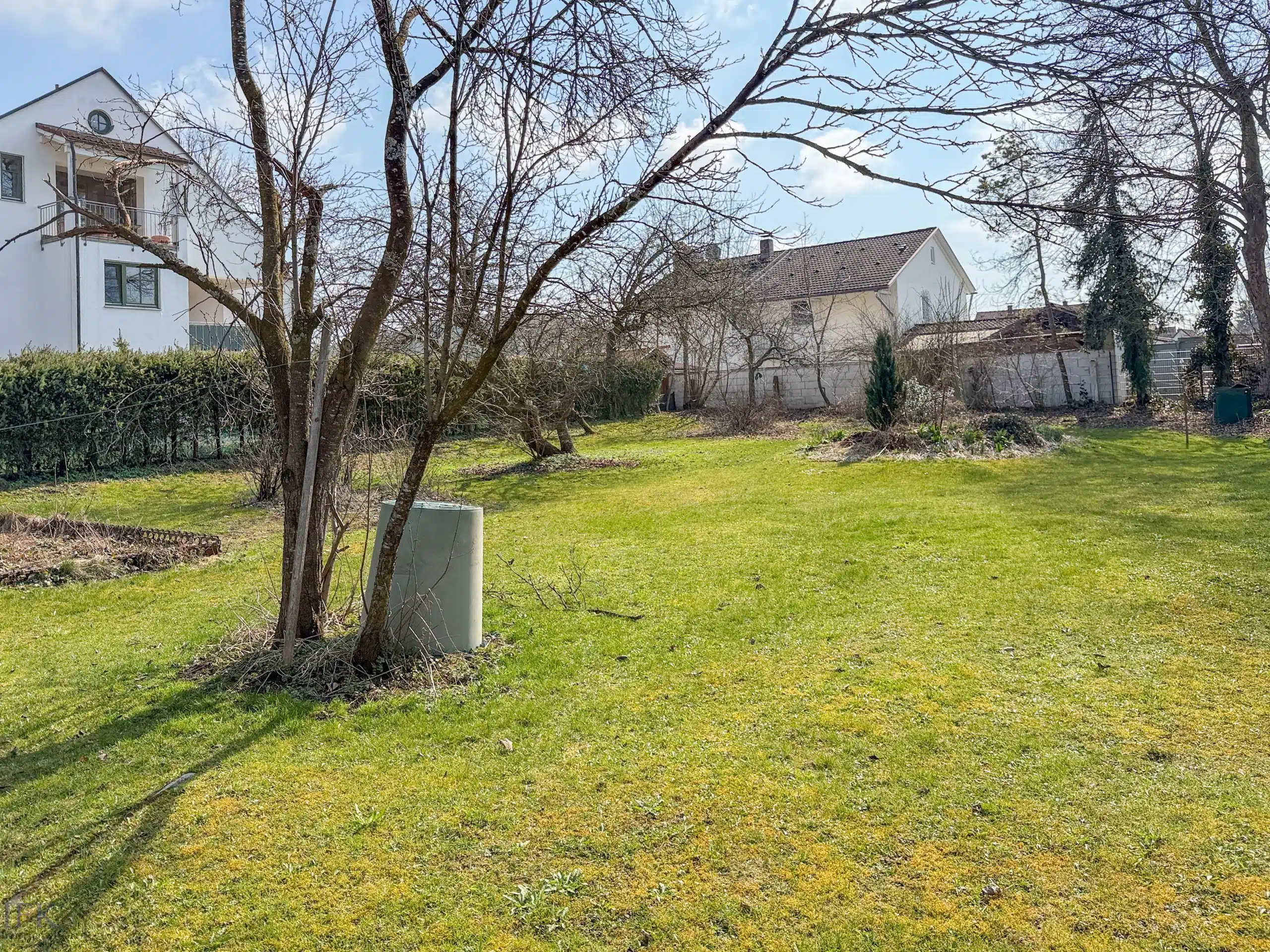 Grundstück - Sonniges Baugrundstück für Einfamilienhaus oder Zweifamilienhaus in Weilheim