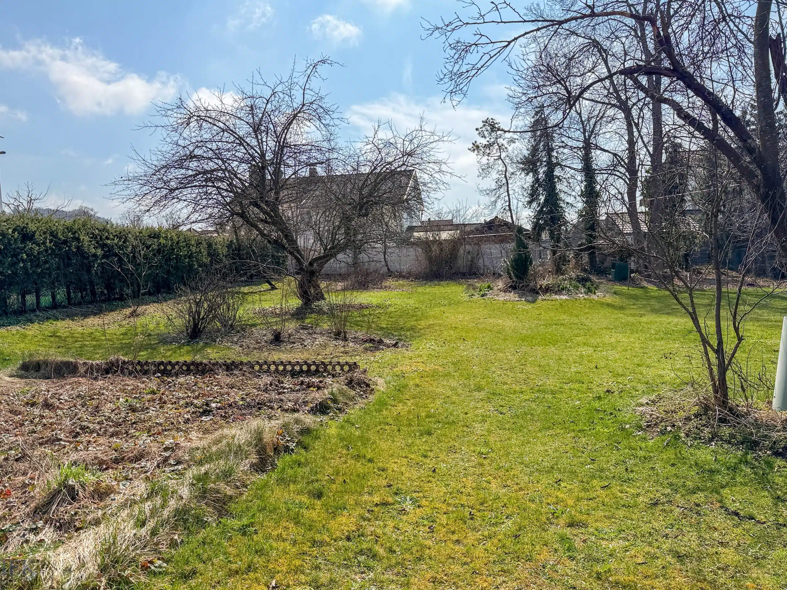 Grundstück - Sonniges Baugrundstück für Einfamilienhaus oder Zweifamilienhaus in Weilheim