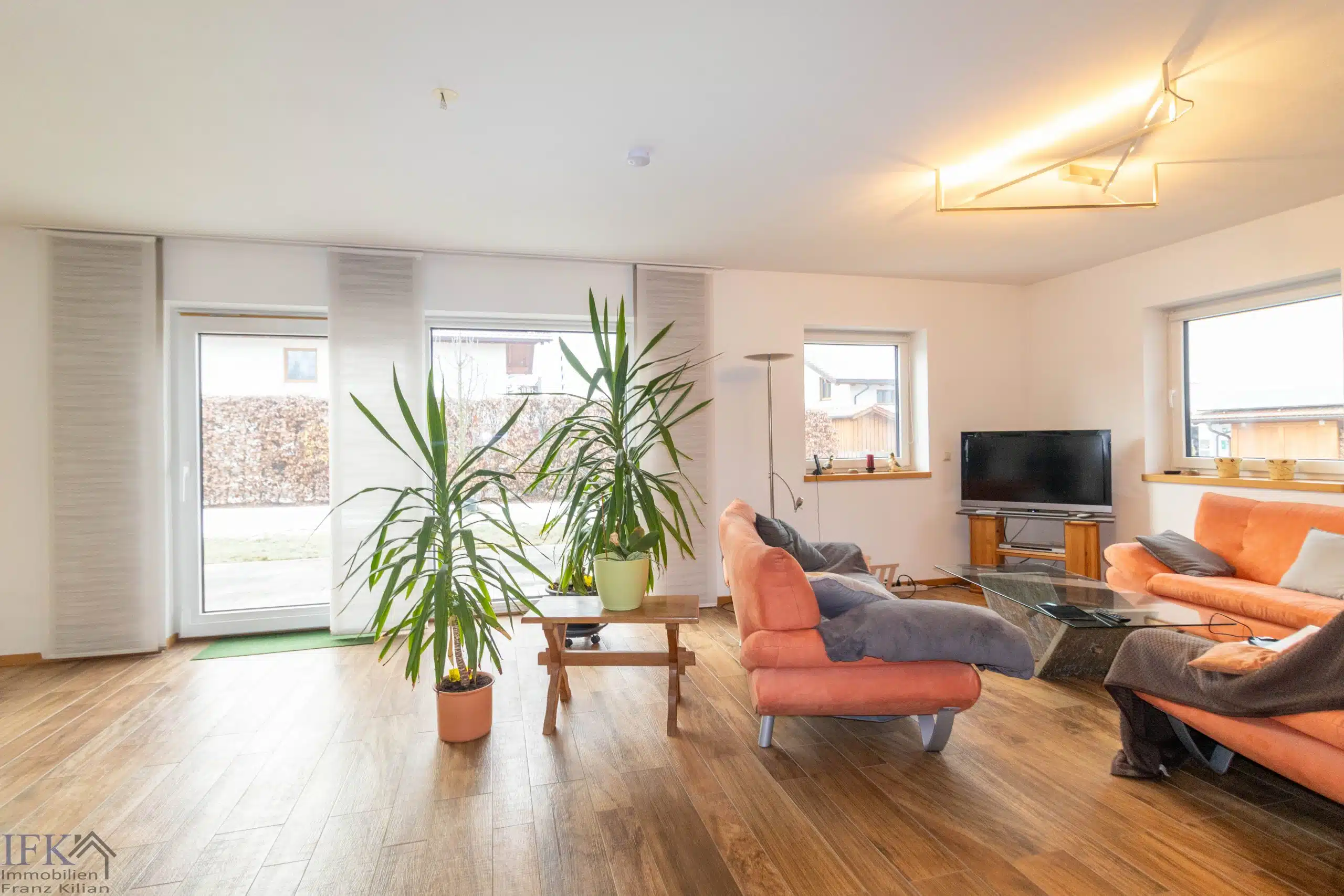 Wohnbereich - Neuwertiges KFW-55 Einfamilienhaus auf traumhaftem Grundstück in Eberfing