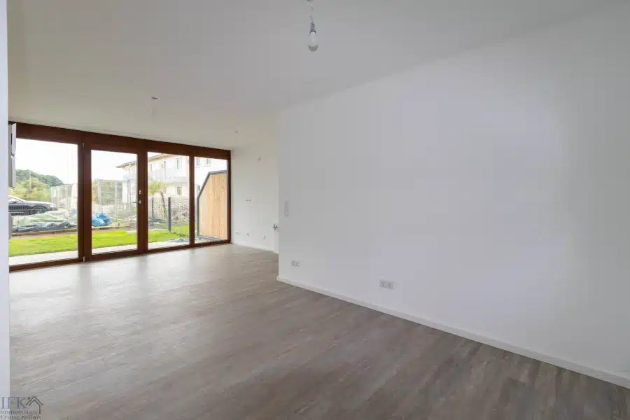 Wohnbereich - Neubau Erstbezug! 3-Zimmer-Erdgeschosswohnung im Weilheimer Osten
