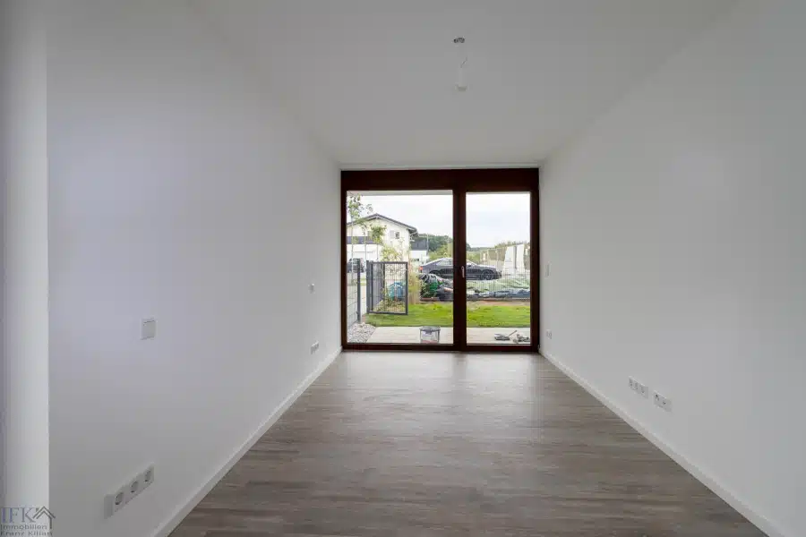 Schlafzimmer 1 - Neubau Erstbezug! 3-Zimmer-Erdgeschosswohnung im Weilheimer Osten