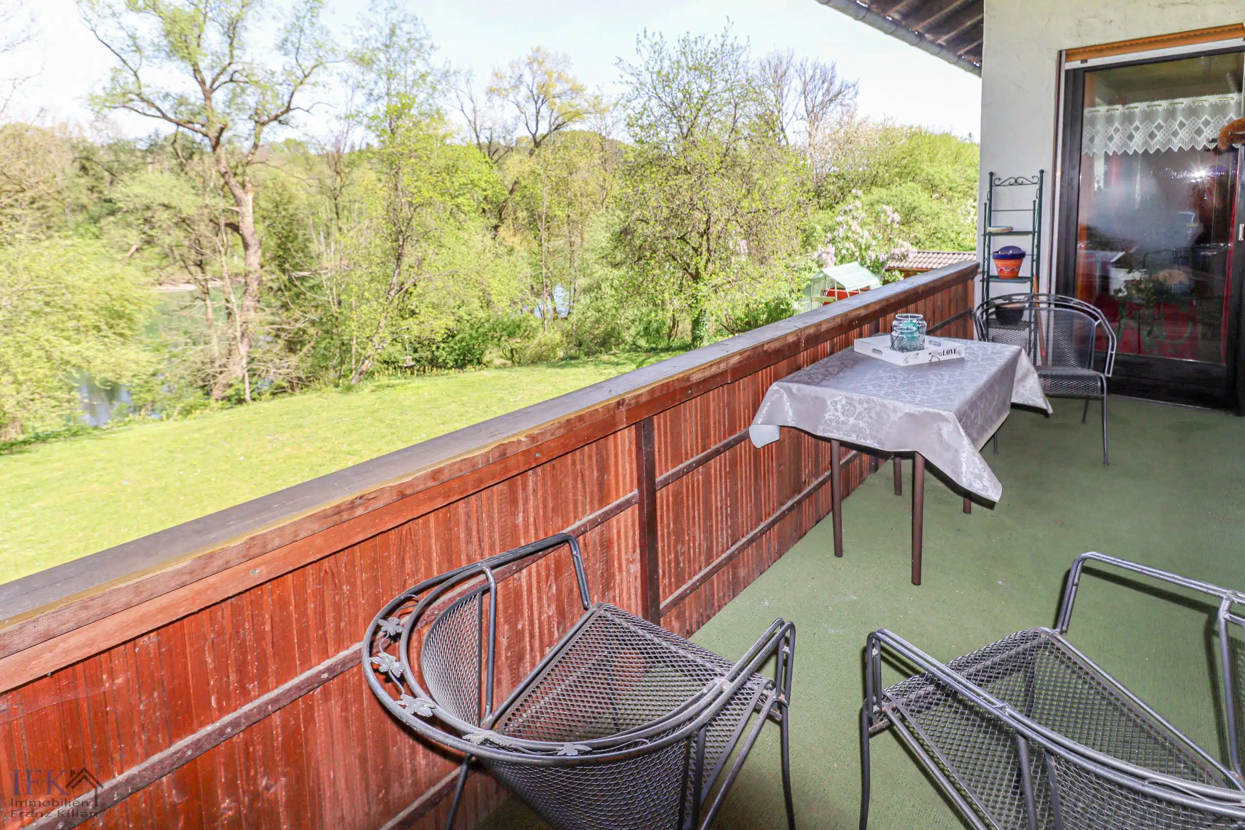 Balkon - Einmalige Gelegenheit! Einfamilienhaus mit Ausbaureserve auf traumhaftem Grundstück und Lechzugang!