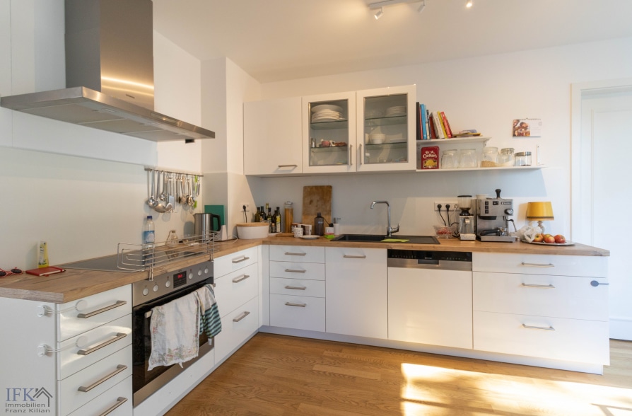 Moderne 5-Zimmer-Wohnung im Weilheimer Westen - Küche (37556)