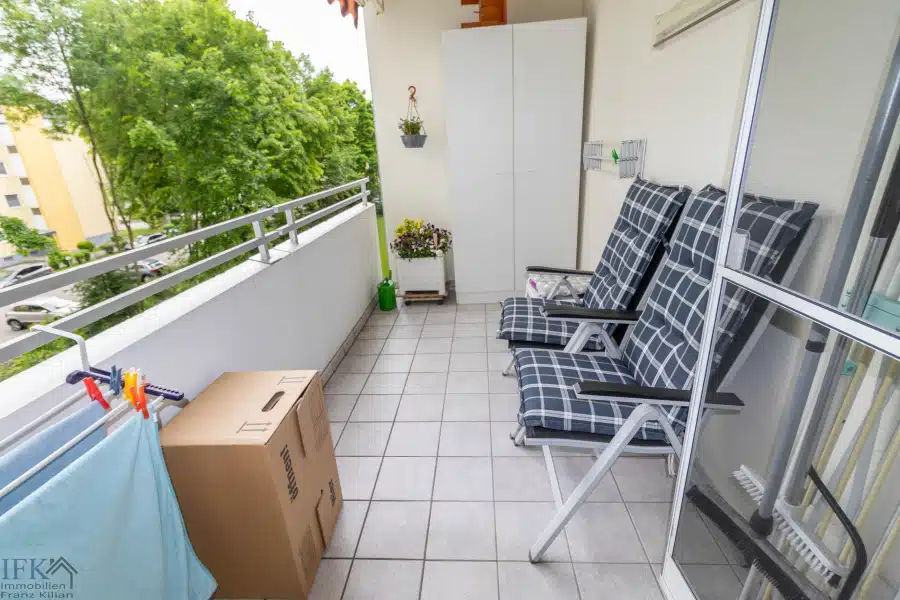Balkon - Sonnige 3-Zimmer-Wohnung mit Südbalkon in Weilheim