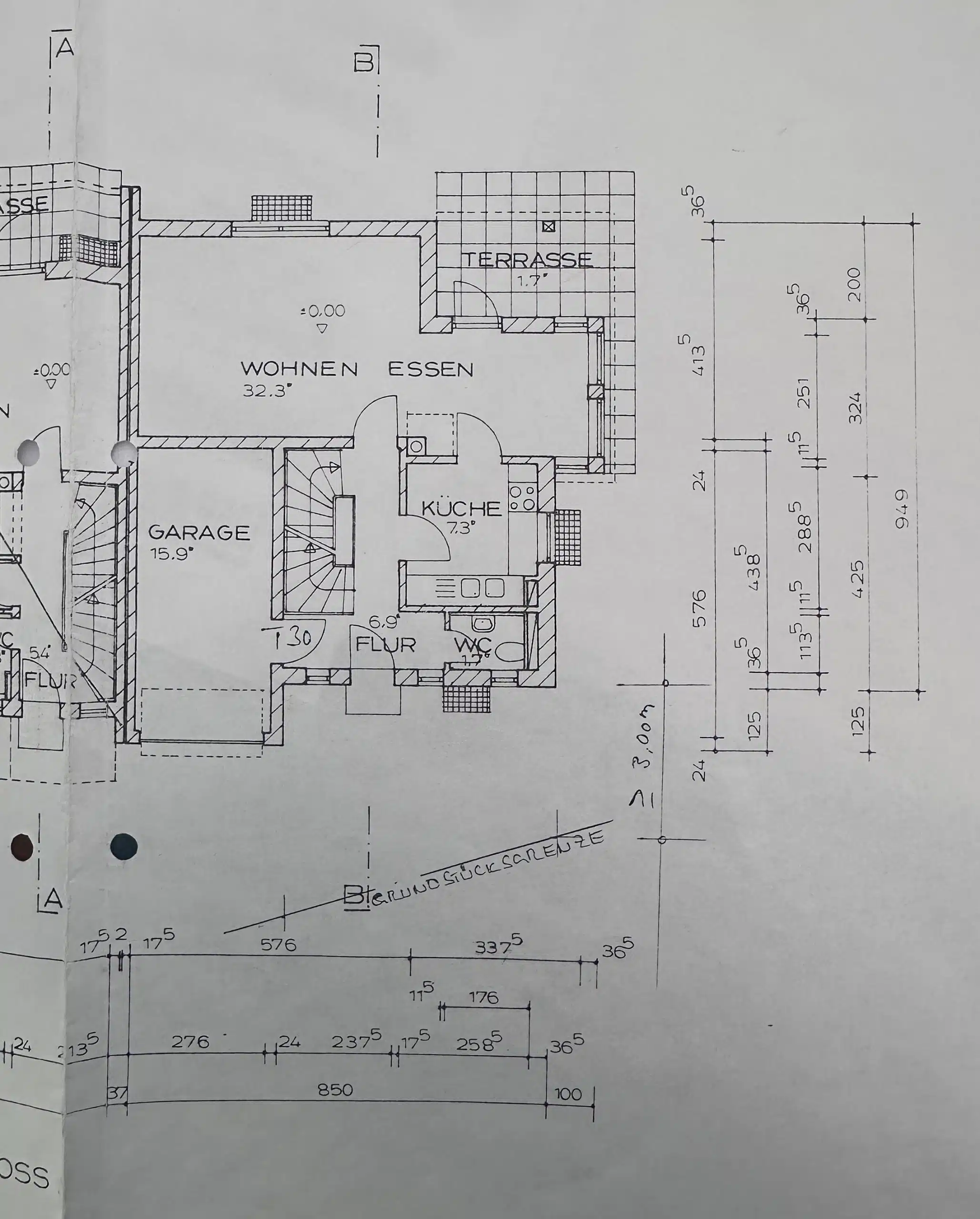 Grundriss EG - Platz für die ganze Familie! Doppelhaushälfte mit Einliegerappartement in attraktiver Lage
