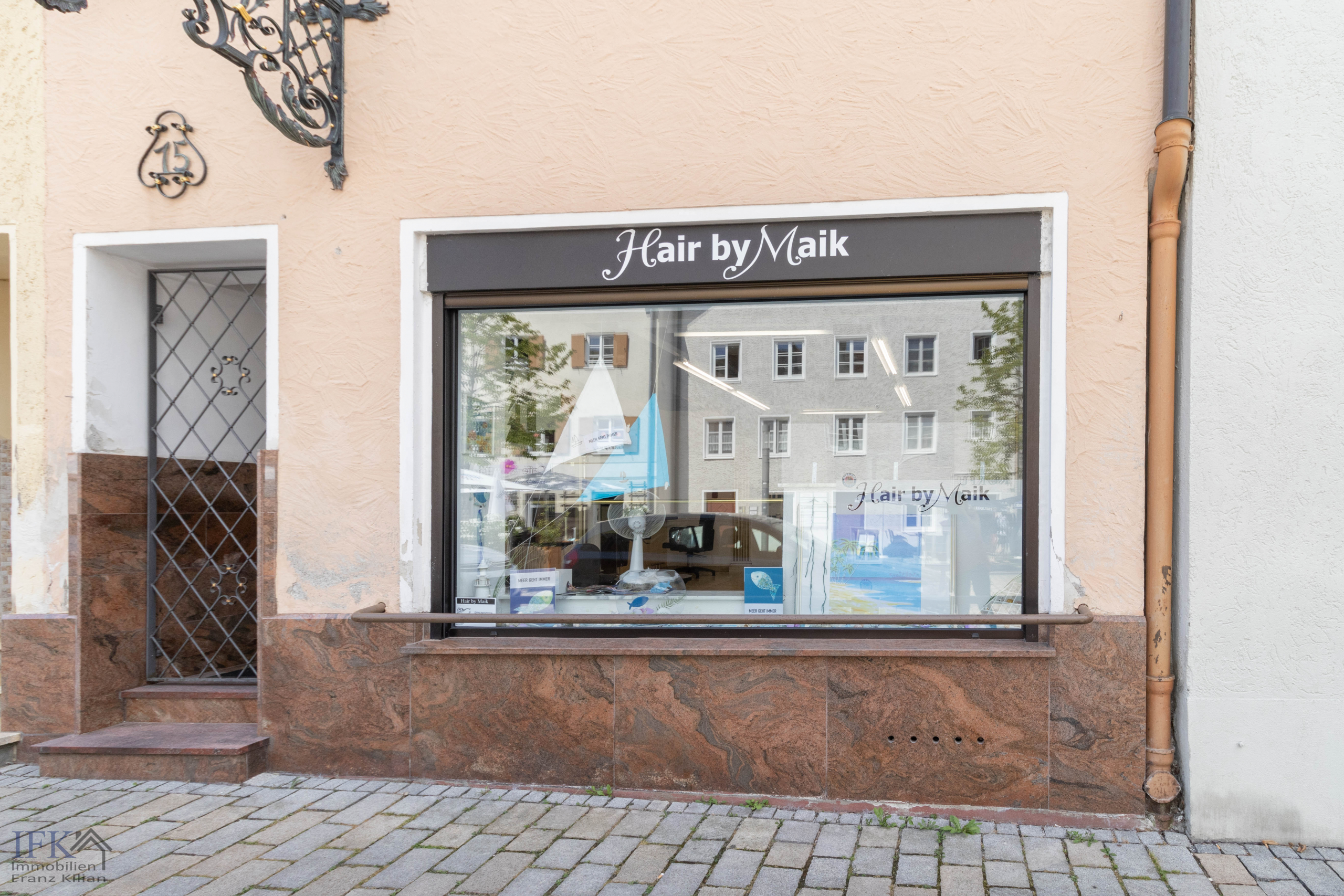 Repräsentatives Ladengeschäft in Top-Lage in der Weilheimer Innenstadt - Schaufenster