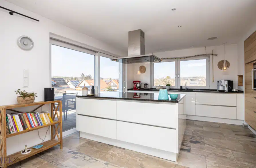 Moderne Doppelhaushälfte Dachterrasse in Peißenberg Wörth - Küche (41455)