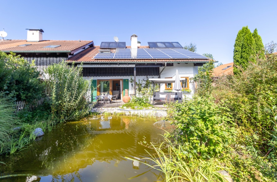 Große, gepflegte Doppelhaushälfte mit Teich in Polling, 82398 Polling, Doppelhaushälfte