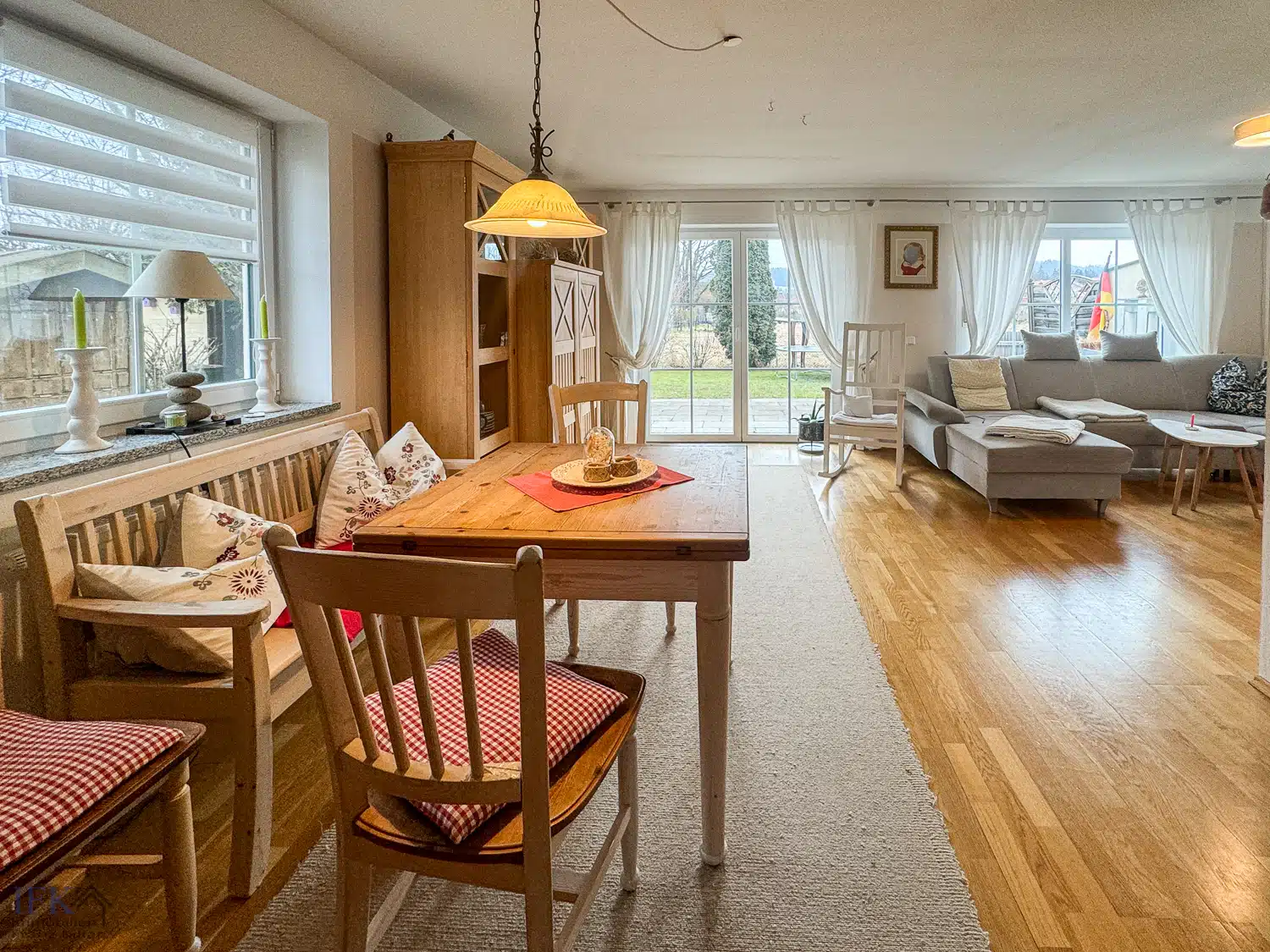 Essbereich - Sonnige Doppelhaushälfte in bester Wohnlage in Peißenberg