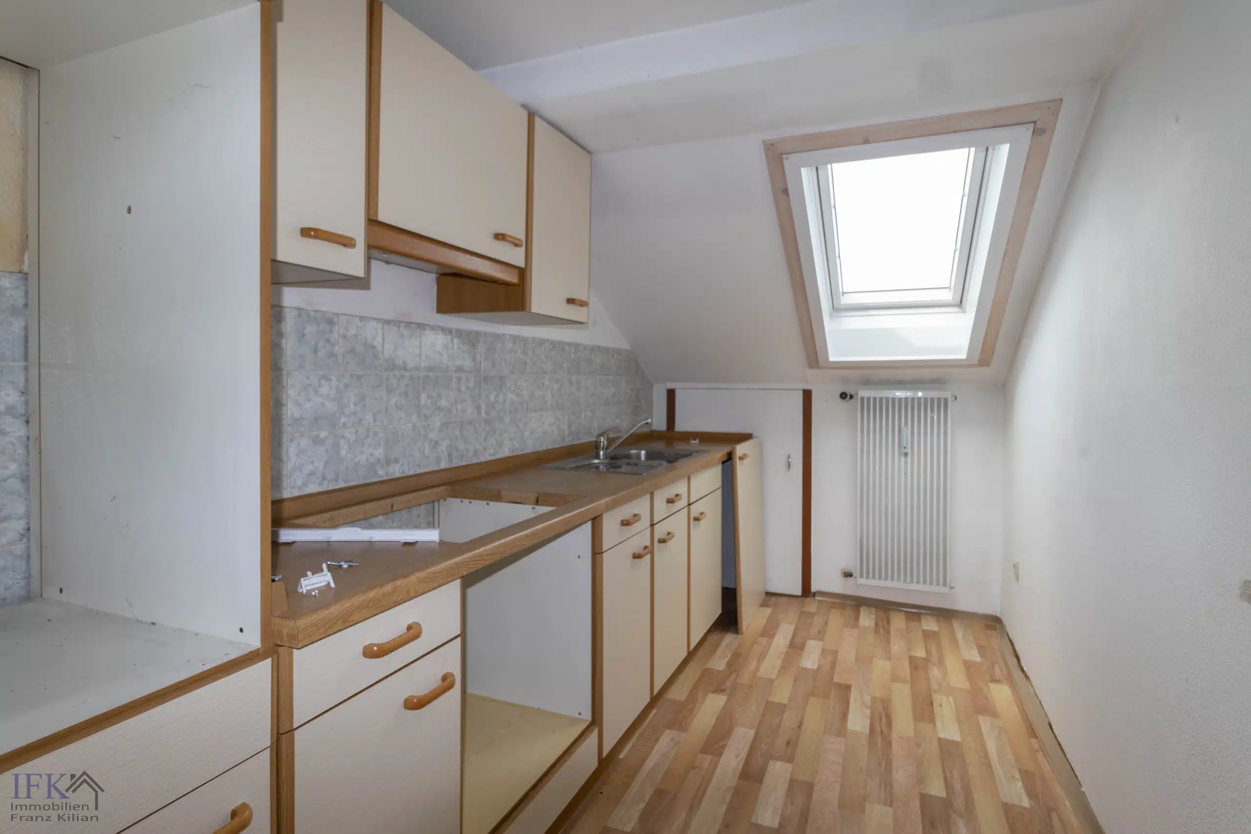 DG Küche - Zweifamilienhaus in traumhafter Lage mit Weit- und Bergblick in Oberhausen