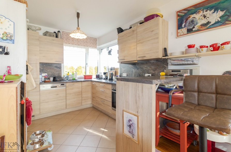 Moderne Doppelhaushälfte mit wertiger Ausstattung in Wielenbach - Küche (38507)