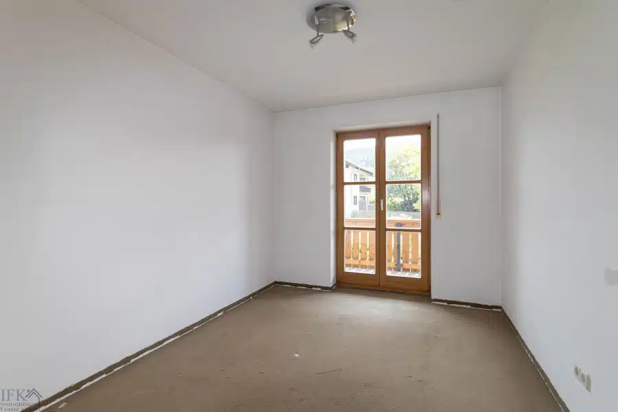 Schlafzimmer 1 - Platz für die ganze Familie! Großzügige Doppelhaushälfte in Hohenpeißenberg