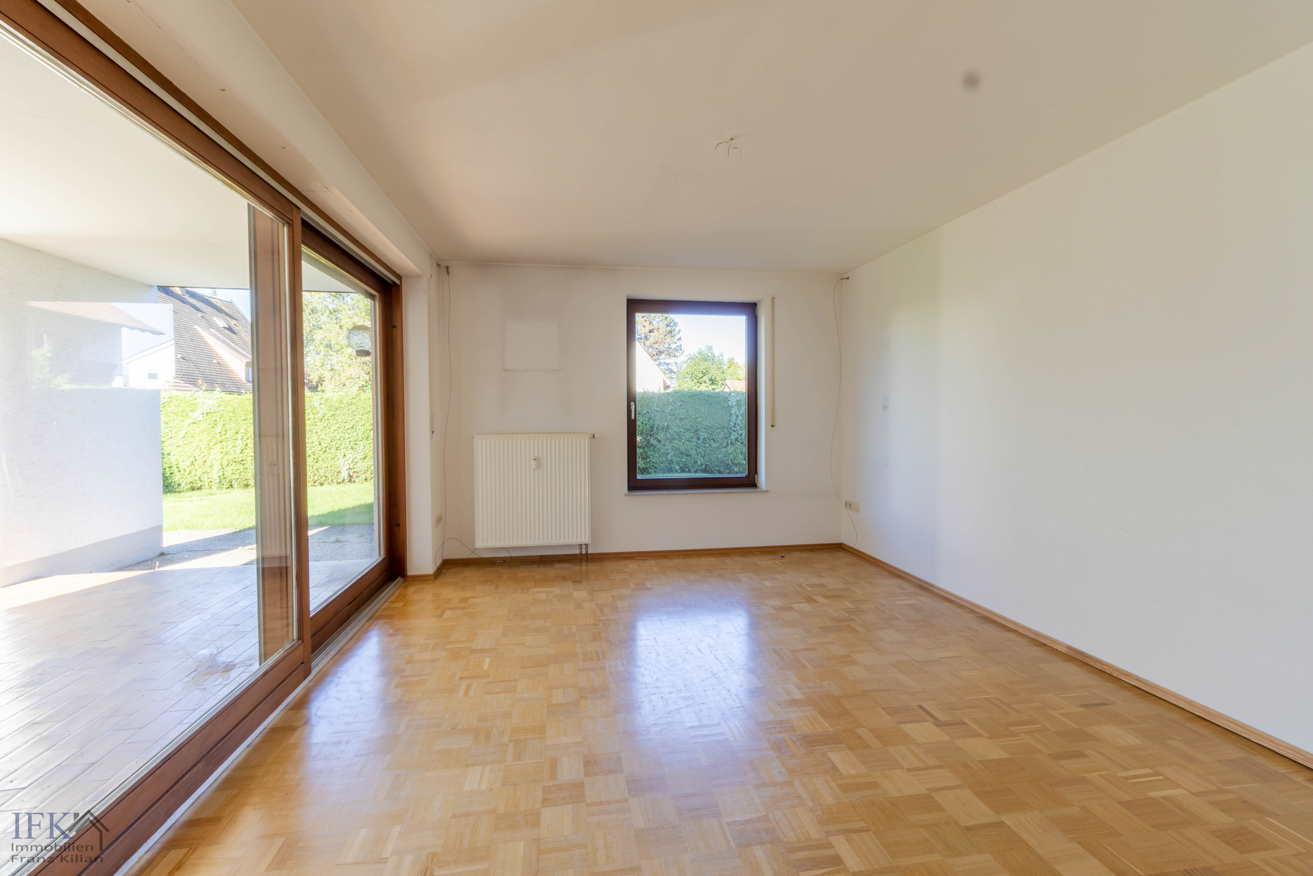 Großes, befristet vermietetes 3-Familienhaus in Bestlage von Weilheim - EG Schlafzimmer