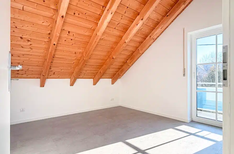 Gemütliche 2-Zimmer-Wohnung in zentraler Lage von Weilheim - Schlafzimmer (40066)