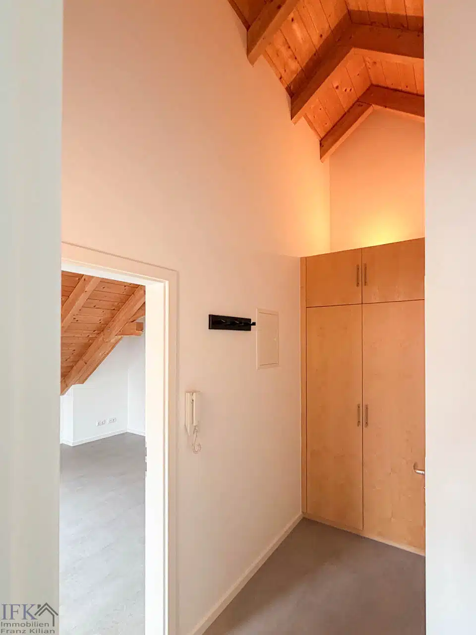 Flur - Gemütliche 2-Zimmer-Wohnung in zentraler Lage von Weilheim