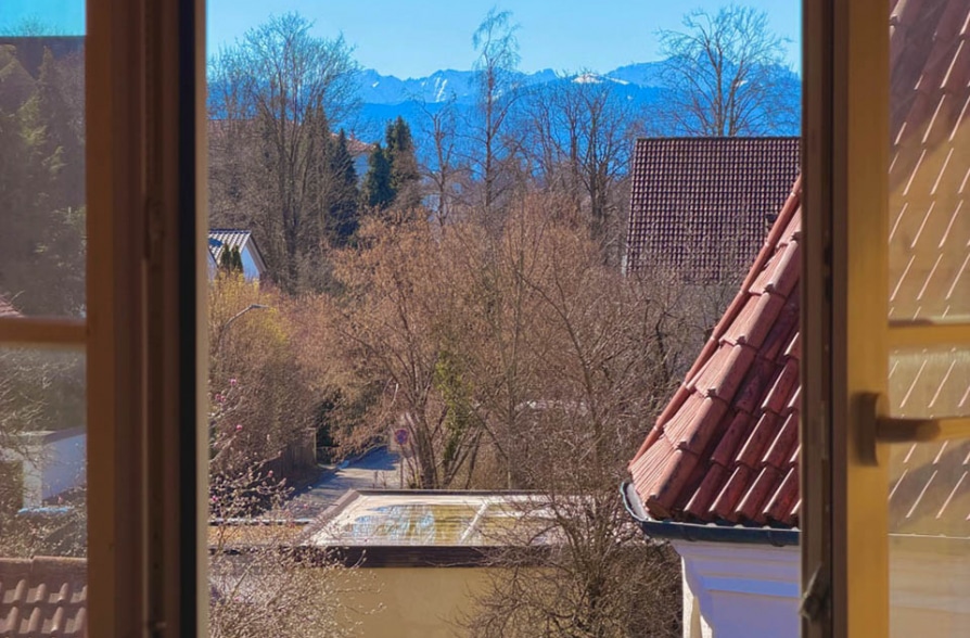 Gemütliche 2-Zimmer-Wohnung in zentraler Lage von Weilheim - Ausblick (40065)