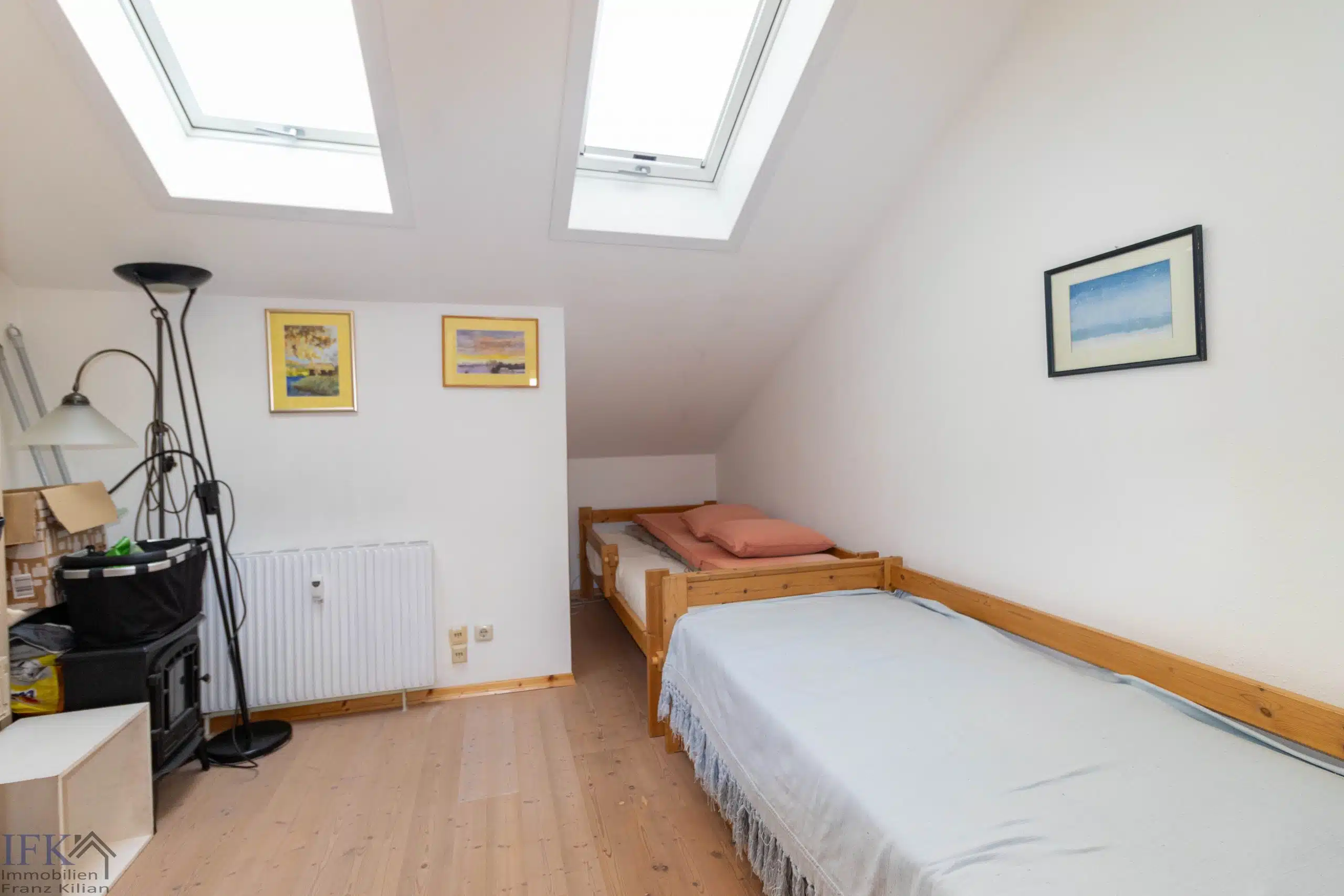 Zimmer 1 - Gemütliche 4-Zimmer-Dachgeschoßwohnung in Peißenberg Wörth