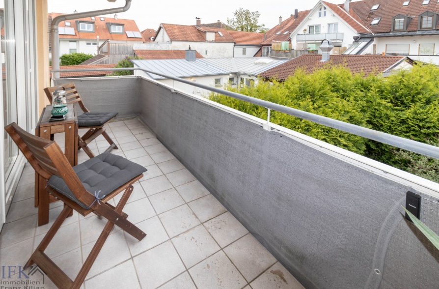 Kapitalanleger aufgepasst! Mehrfamilienhaus mit 3 Wohneinheiten im Zentrum von Weilheim! - OG Balkon (36403)