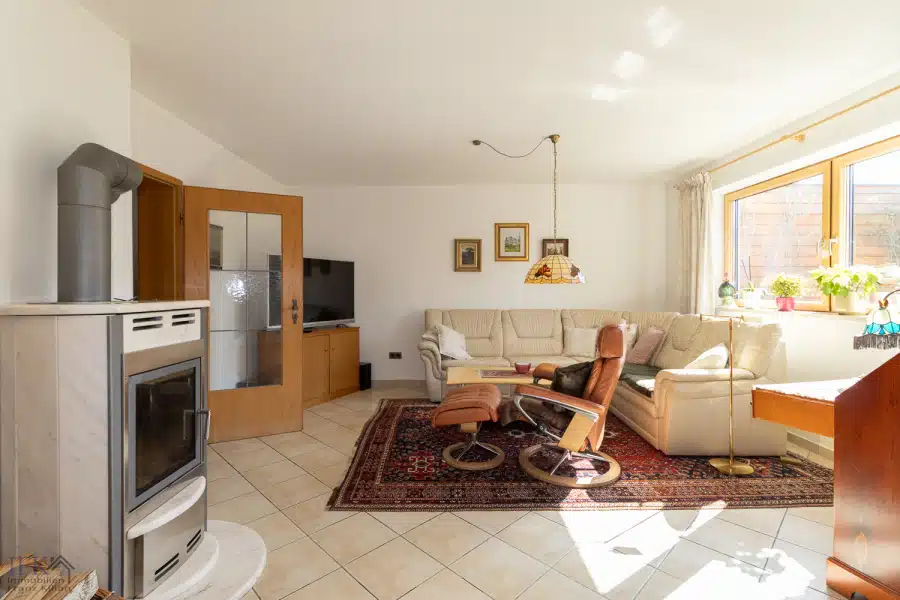 Wohnbereich - Großzügige, sonnige Doppelhaushälfte in familienfreundlicher Lage von Weilheim