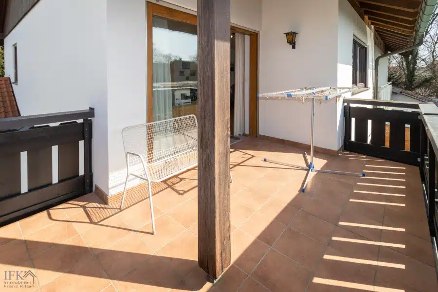 Balkon - Großzügige, sonnige Doppelhaushälfte in familienfreundlicher Lage von Weilheim
