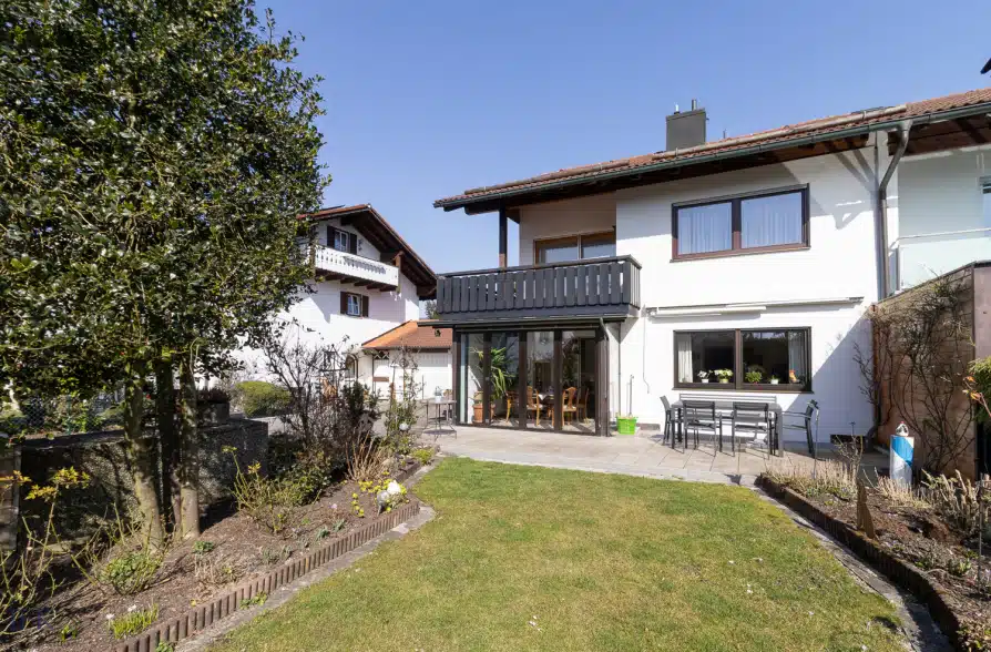 Großzügige, sonnige Doppelhaushälfte in familienfreundlicher Lage von Weilheim, 82362 Weilheim in Oberbayern, Doppelhaushälfte